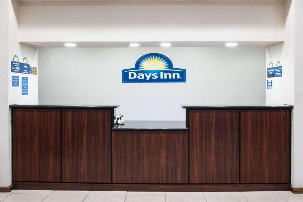 Days Inn By Wyndham N.W. Medical Center San Antonio Interior foto